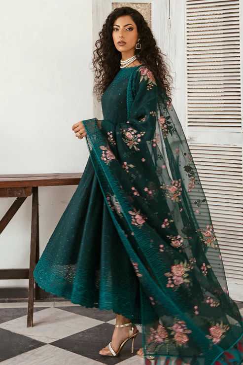 Jazmin - Iris Lawn SS'23 03-Green Gemstone