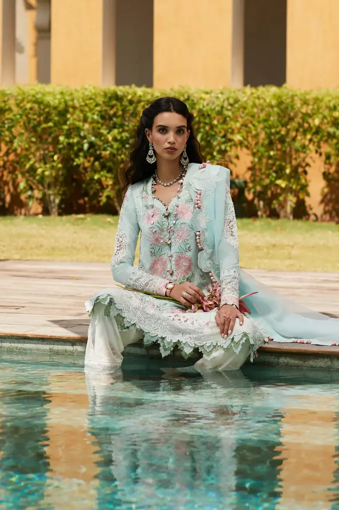 Elan - Lawn 23 03A Ziva
