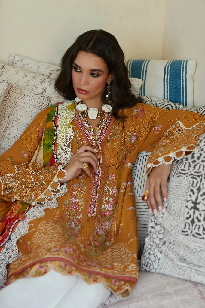 Elan - Lawn 23 06A Ivana