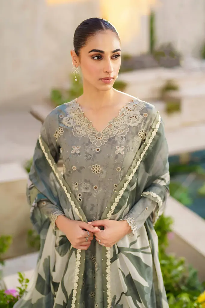 Iznik - Festive Lawn SFL-10 Serenity