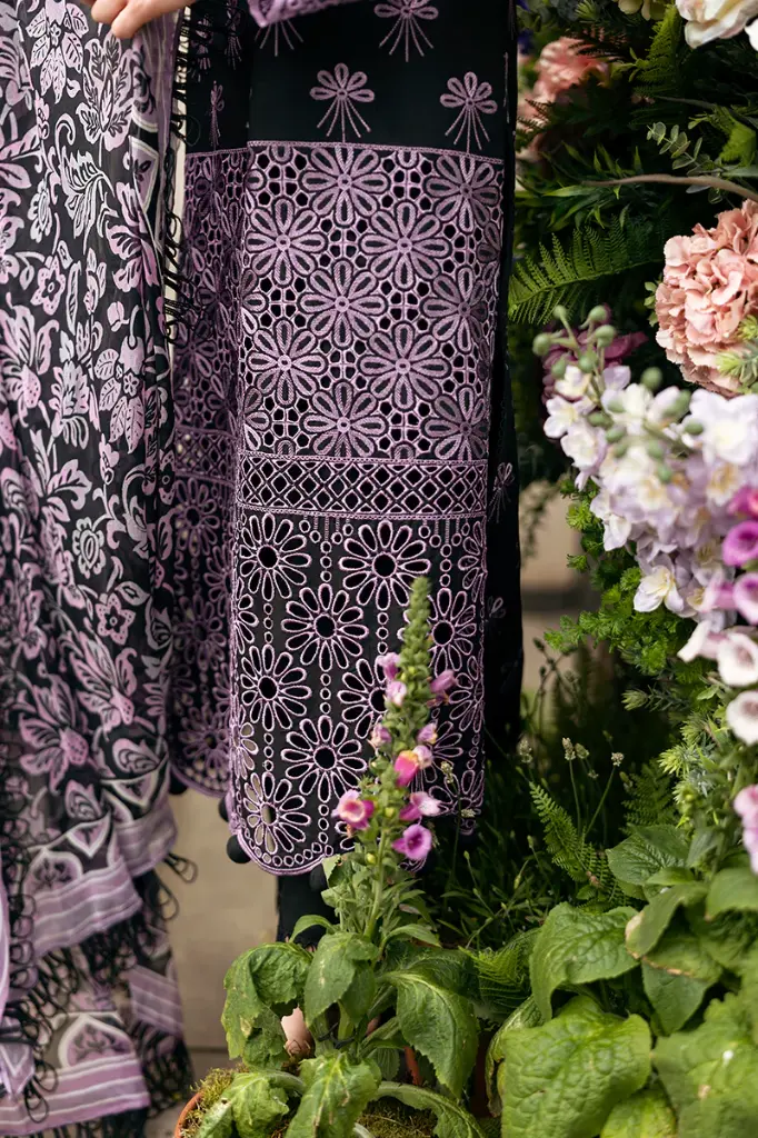 Mushq - Hemline Chikankari '24 Odyssey HMC-05 Luxe Lace