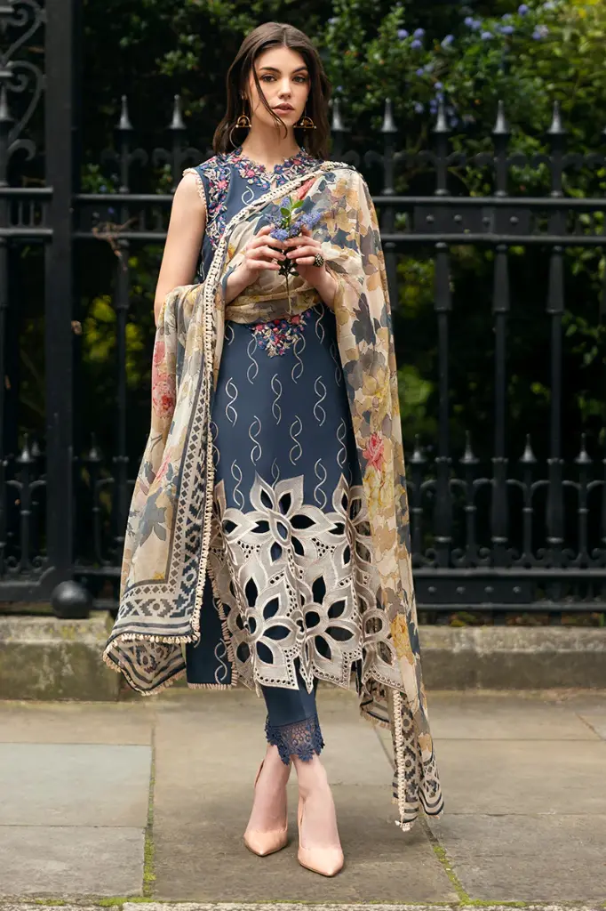 Mushq - Hemline Chikankari '24 Odyssey HMC-03 Petale Symphony