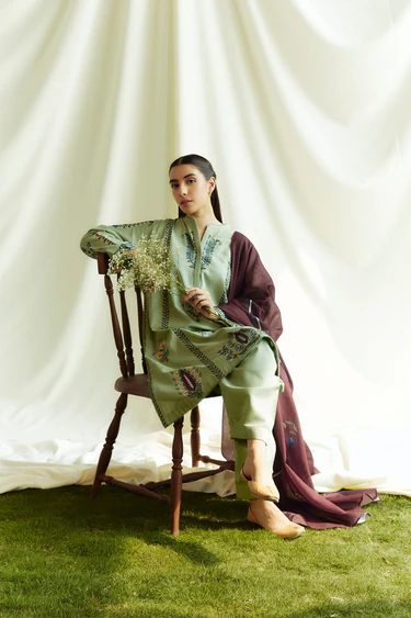 Zara Shahjahan - Coco Winter 2024 - D3B Pearl