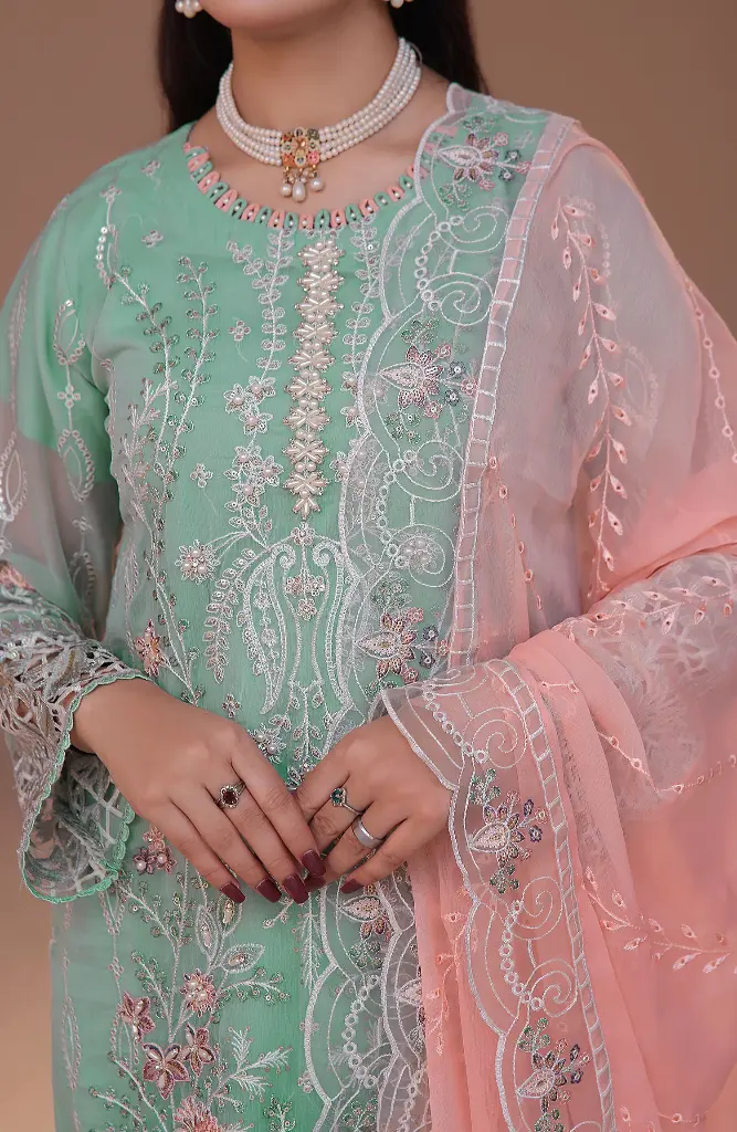 Amna Khadija - La Fleur Formals Pret Collection LFFP-07