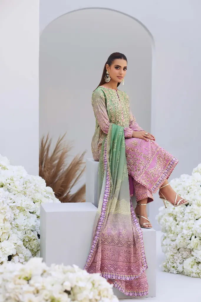 Mina Hasan - Luxury Unstitched - Leila