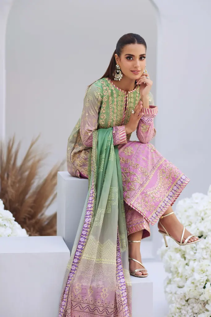 Mina Hasan - Luxury Unstitched - Leila