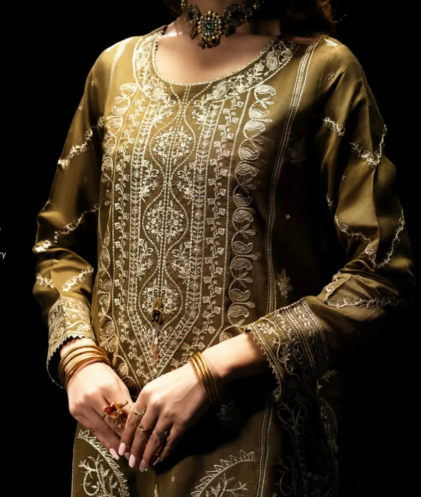 Casuallite - Boutique Drop 1 Embroidered Viscose 3pc - HT279
