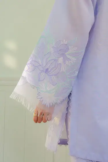 BLOOM-1Ab.webp