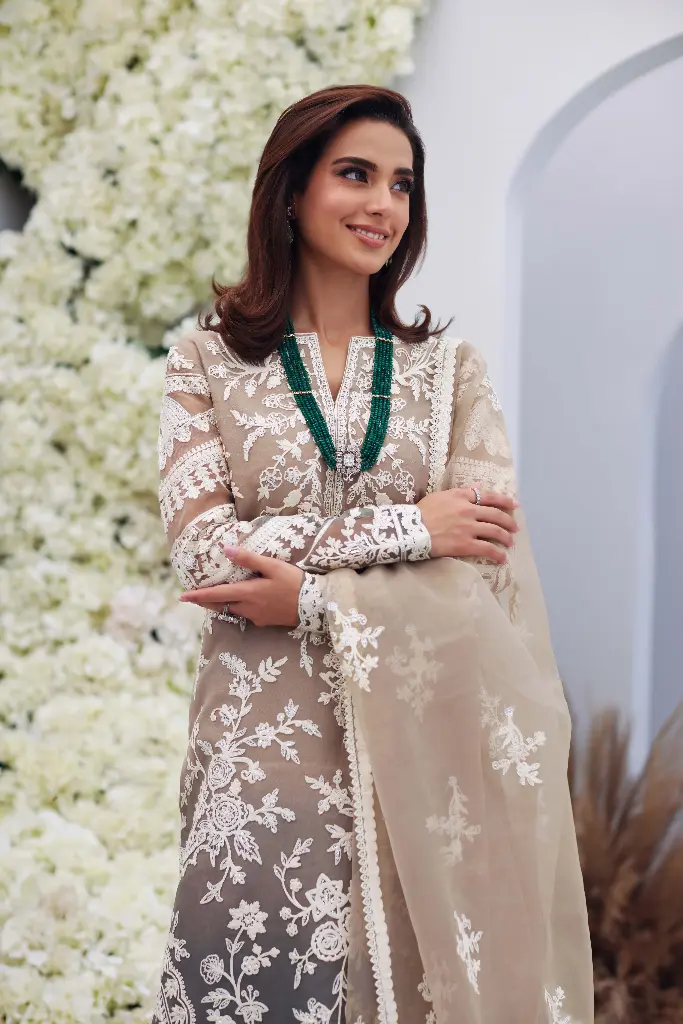 Mina Hasan - Luxury Unstitched - 02 Inaaya