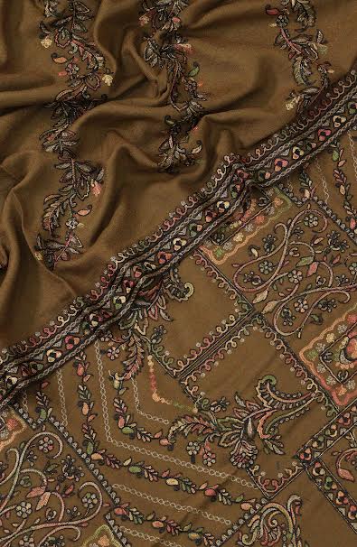 Uspaar - Embroidered Leather Peach Collection D-02