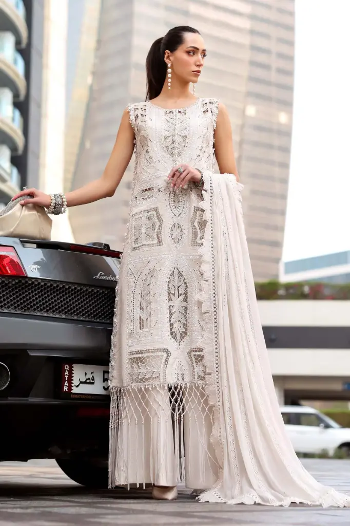 Maria B - Luxury Lawn '26 08-A