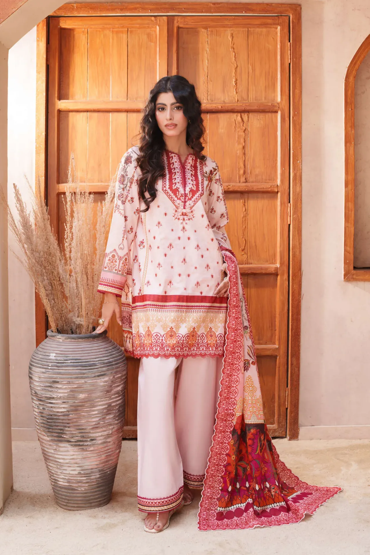 Firdous - Resham Lawn Archive Summer 2026 - D-1215 (M)