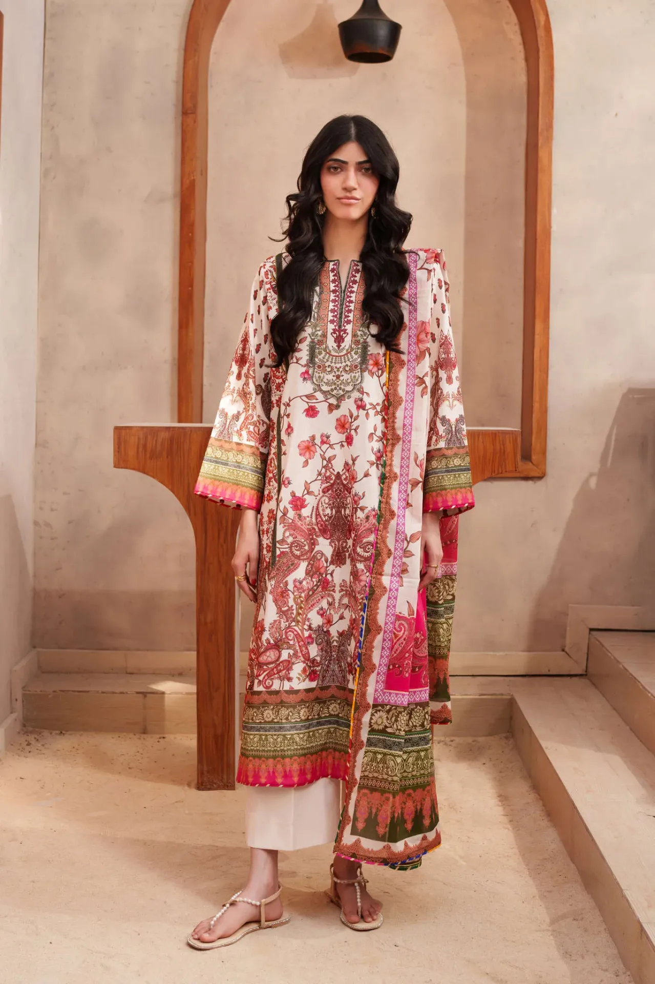 Firdous - Resham Lawn Archive Summer 2026 - D-1217 (M)