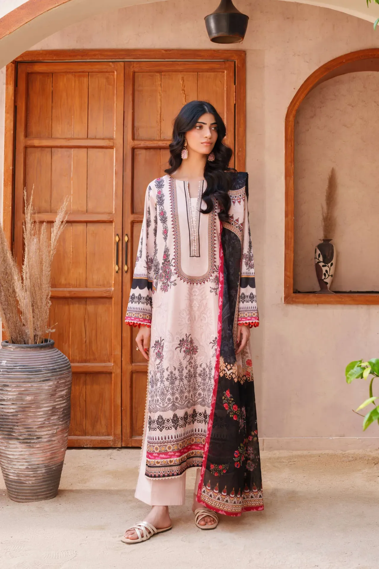 Firdous - Resham Lawn Archive Summer 2026 - D-1220