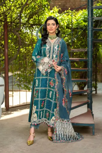 Maryam Hussain - Luxury Lawn 25' Vol 02 - 10 Neelum