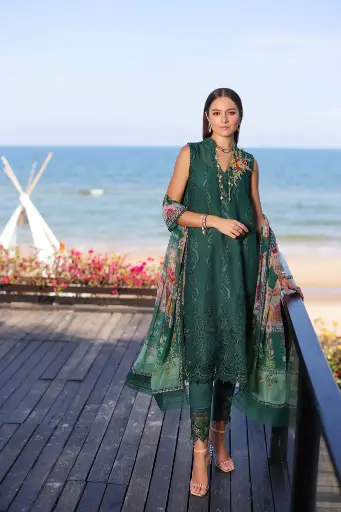 Saadia Asad - Noor Luxury Chikankari Lawn 23 D1-B