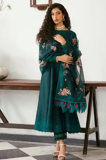 Jazmin - Iris Lawn SS'23 03-Green Gemstone