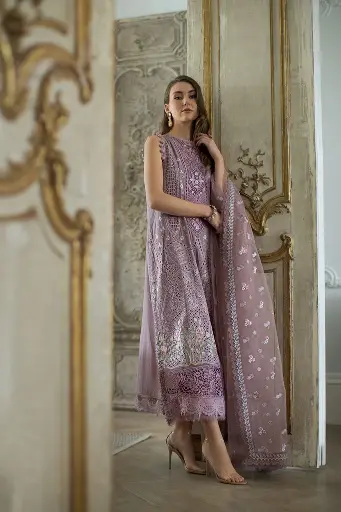 Sobia Nazir - Luxury Lawn '24 09-A